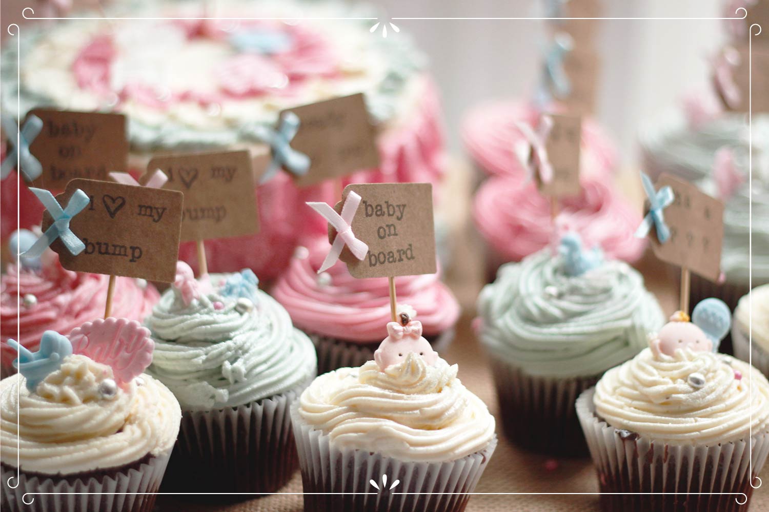 gender-party-reveal-ideas-cupcakes