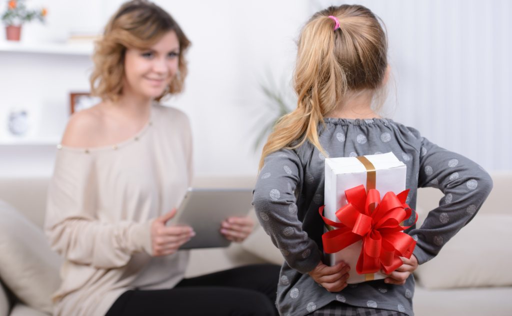 girl-with-gift-for-mom